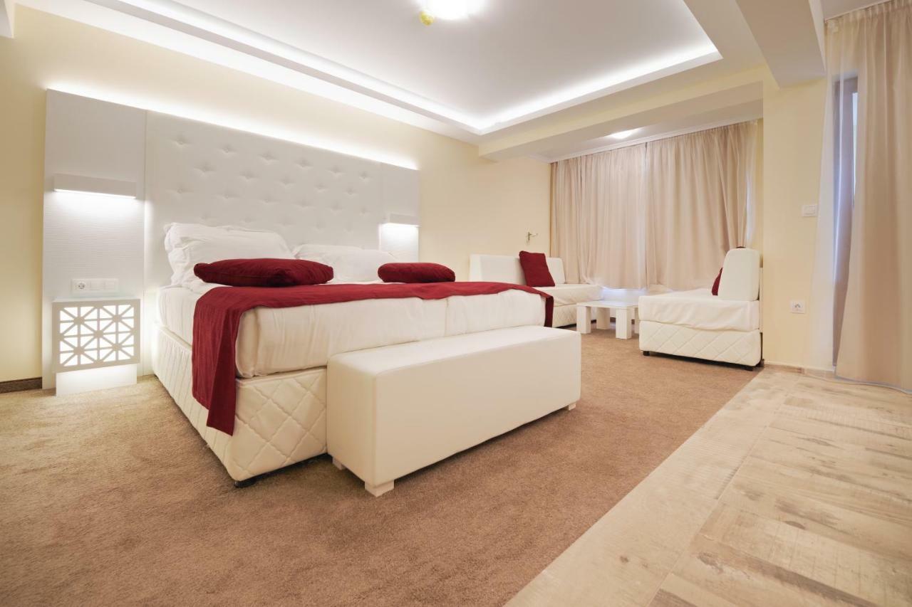 Hotel Perla Beach Luxury Primorsko Bagian luar foto